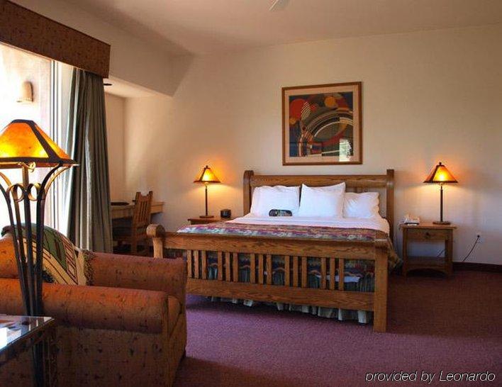 Inn At Eagle Mountain Fountain Hills Room photo
